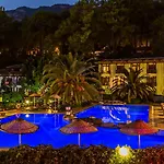 Hotel Yucelen 4*