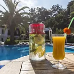 Hotel Yucelen 4*