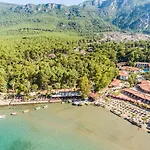 Yucelen Hotel 4*