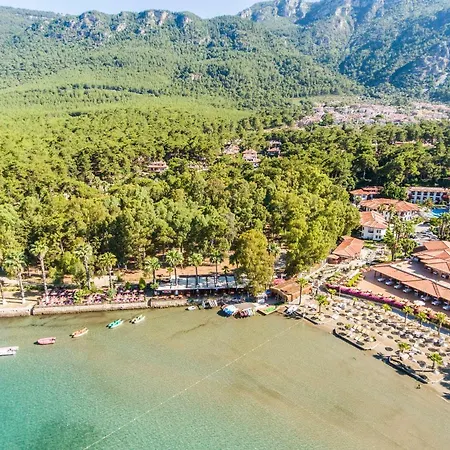 Yucelen Otel 4*