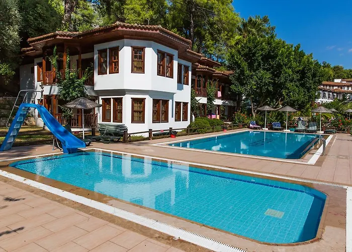 Yucelen Отель 4*