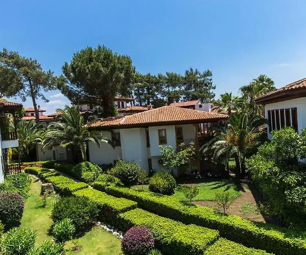 Yucelen Отель 4*