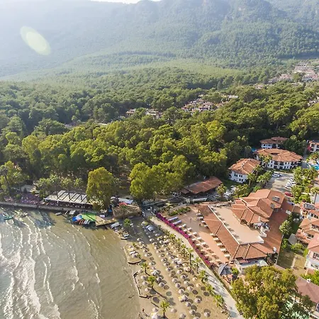 Yucelen Otel 4*